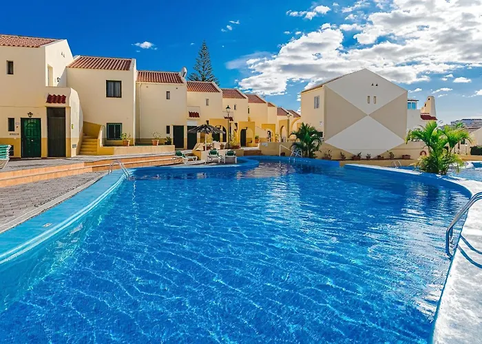 شقة Aircon River Style Pool In 200m Mareverde