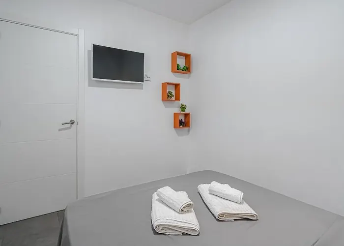 アパート Aircon River Style Pool In 200m Mareverde アデヘ