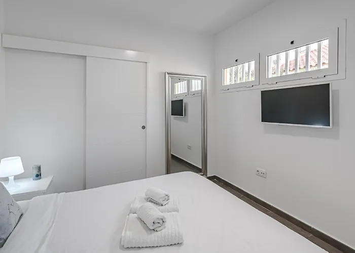 Apartment Aircon River Style Pool In 200m Mareverde